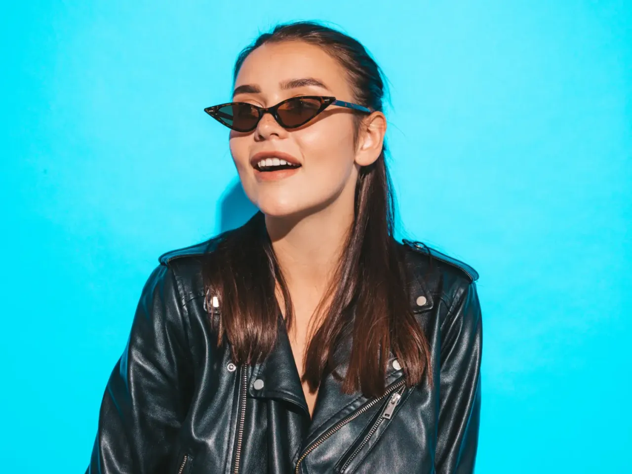 2025 Güneş Gözlüğü Trendleri: Bu Yaz Neler Moda? 