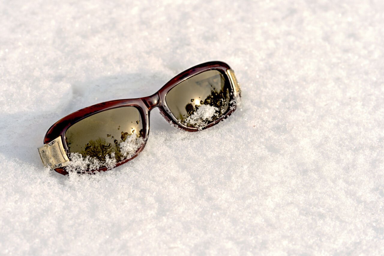 Kış Renklerine Uygun Gözlük Seçimi Nasıl Yapılır?