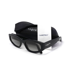 VOGUE VO 5585-S W44/11 2N 54 Kadın Güneş Gözlüğü